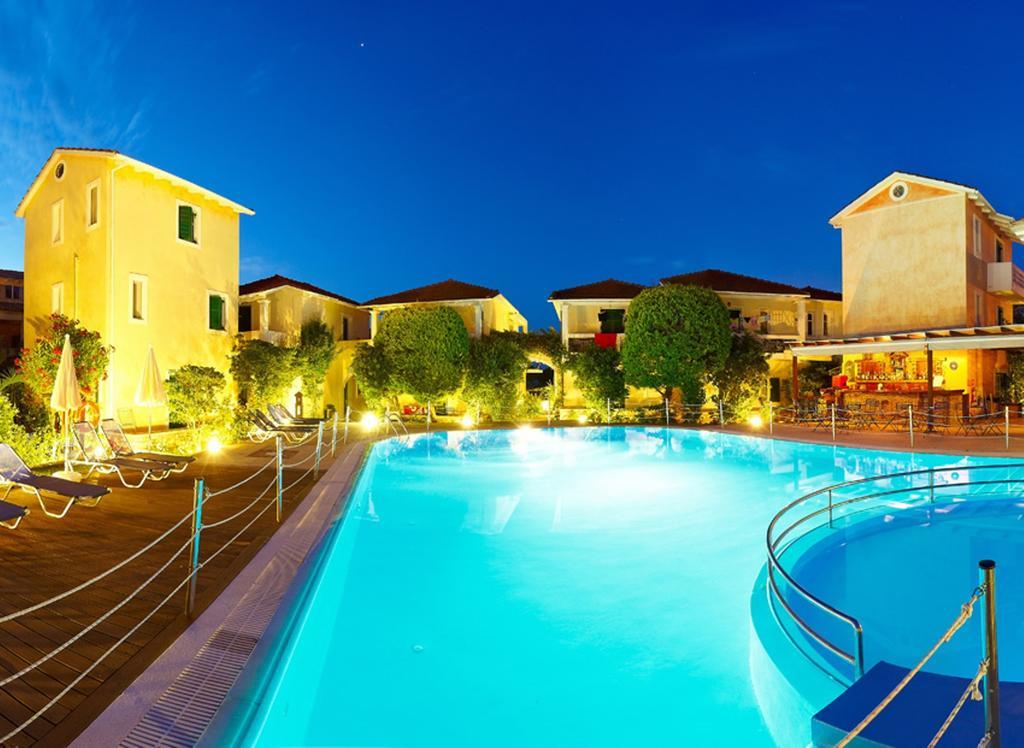 Alkyon Apartments & Villas Hotel Ліґія Екстер'єр фото