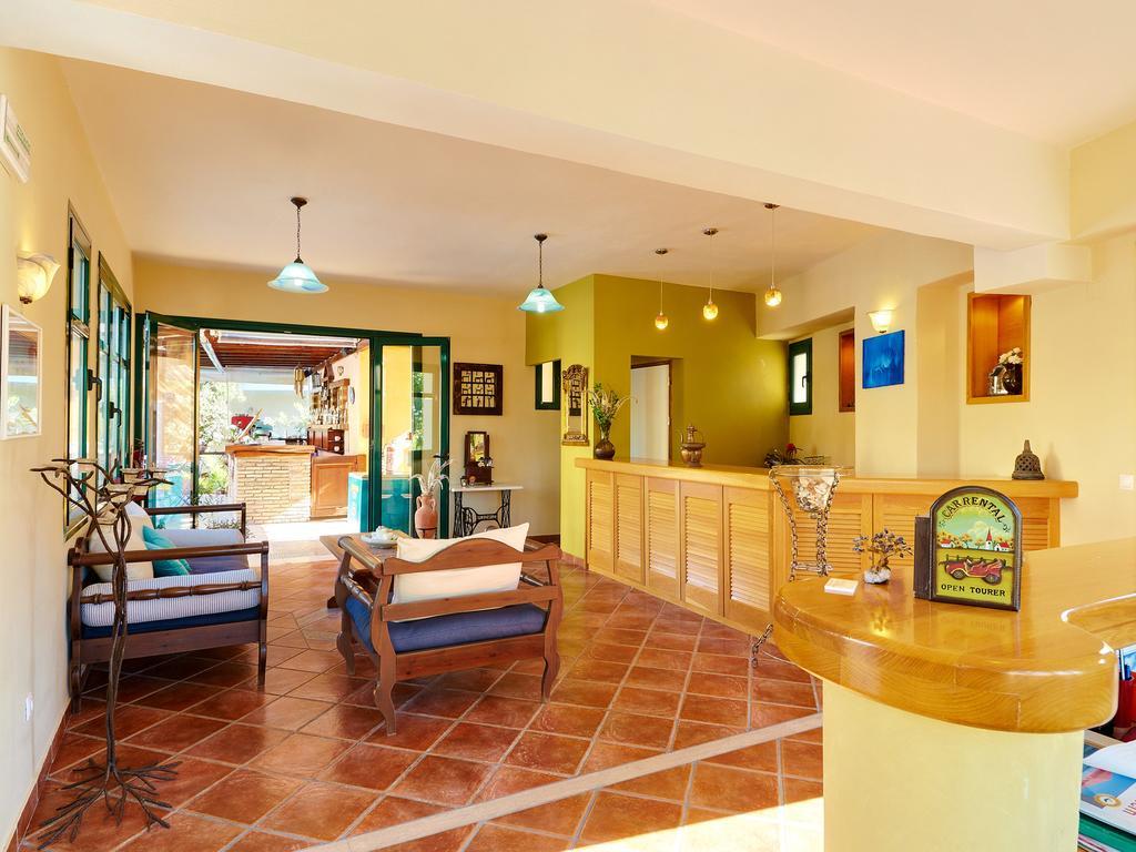 Alkyon Apartments & Villas Hotel Ліґія Екстер'єр фото